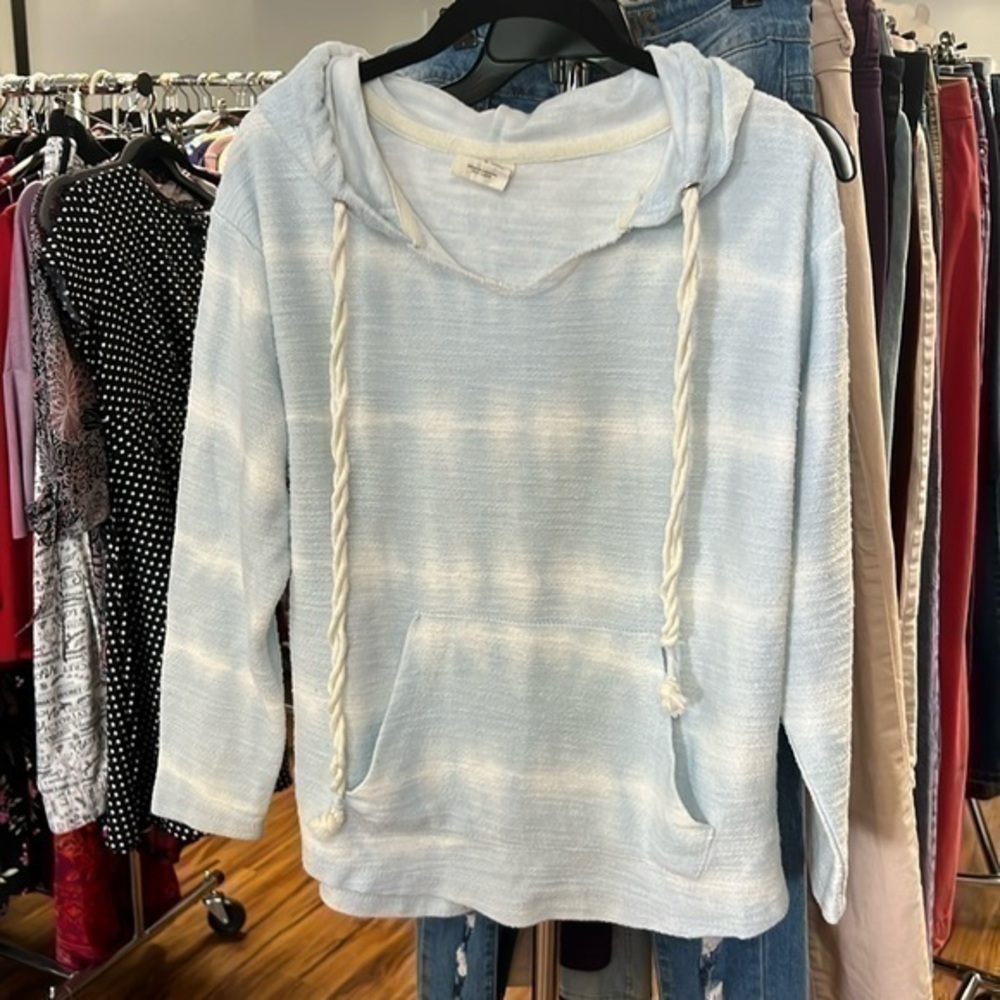 Southern spirit size small blue cloud hoodie